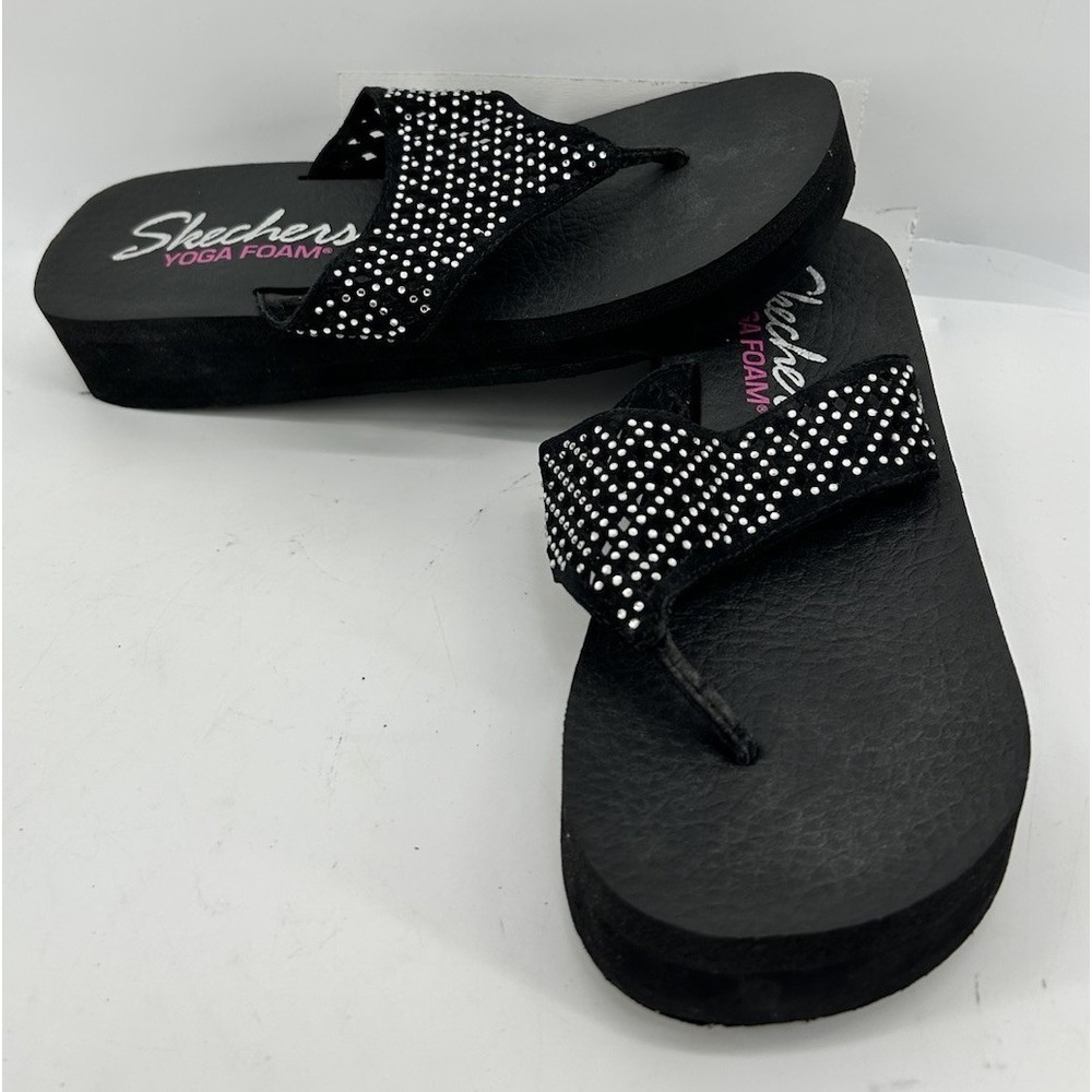 Skechers Vinyasa Yoga Foam Slip On Sandals Rhinestone Womens Size 7 NEW